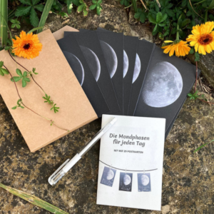 29 Postkarten – Mondphasen für jeden Tag